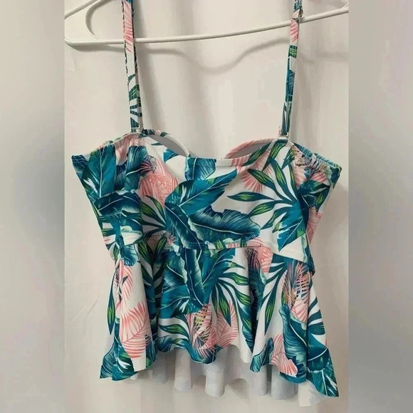 Women’s Tankini Swim Top Size Large Pre-Owned Excellent Condition - Picture 3 of 7
